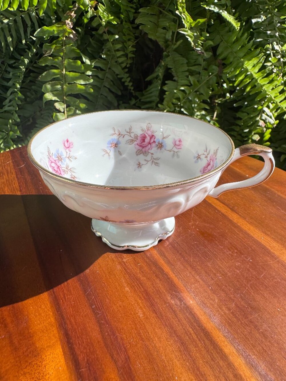Vintage Edelstein Bavaria Florence Tea Cup Pink Floral Gold Trim Fine China
